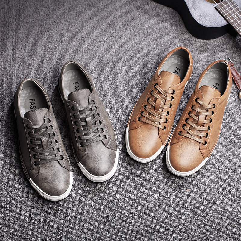 Safety Shoes Fashion Sneakers Men Soft Leather Mens Casual Flat Male Footwear Classic Black White Yellow Grey 220831