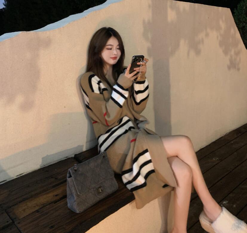 Women's Sweater Check Long Cardigan Plaid Fashion Unbuttoned Straight Cardigan Jacket Big Style Sweater Knitting Coat, Brown
Women's Sweater Check Long Cardigan Plaid Fashion Unbuttoned Straight Cardigan Jacket Big Style Sweater Knitting Coat, Brown