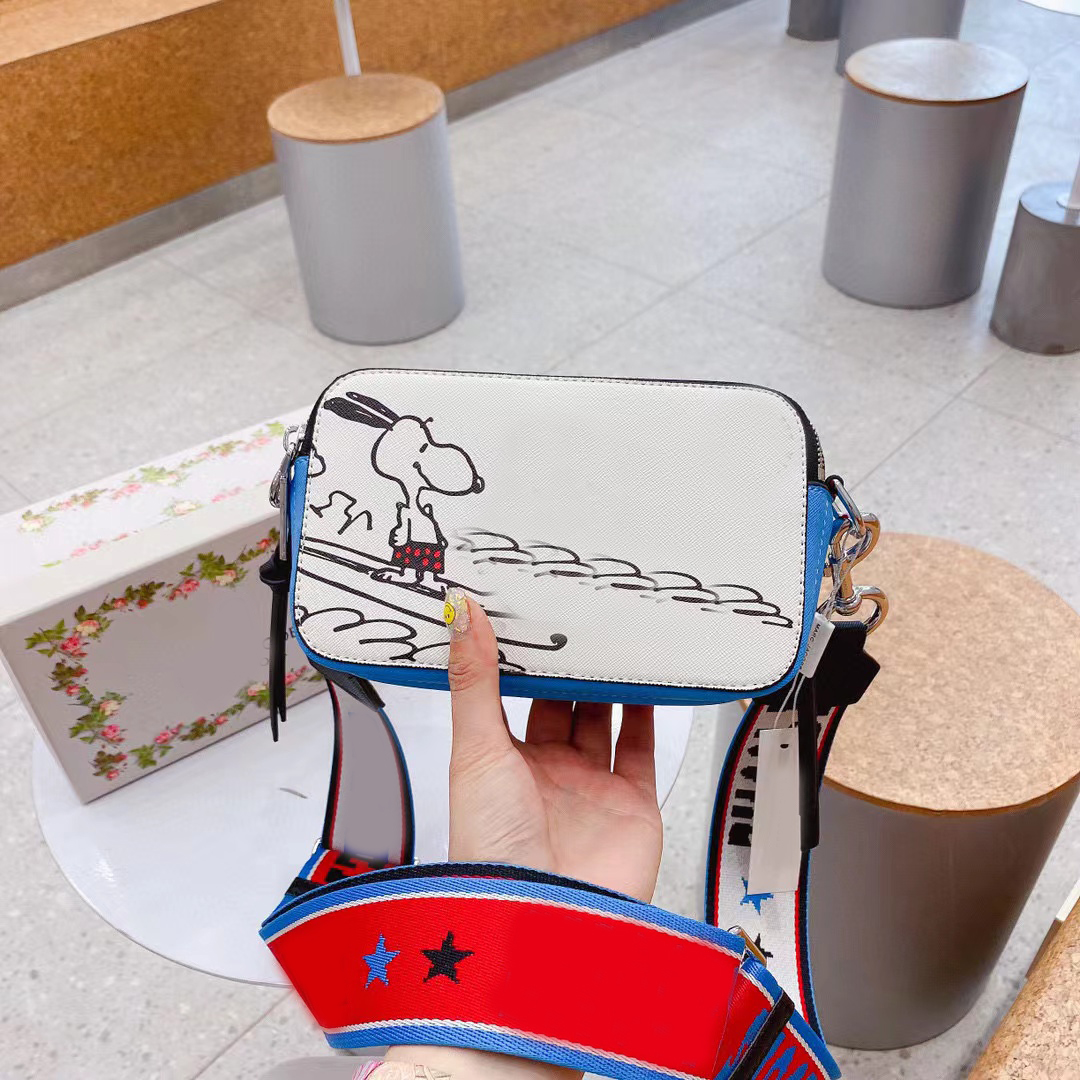 Luxurys designers Bags MJ Fashion womens Top quality Shoulder Handbags wallet classic print camera Bag Clutch Totes CrossBody 2022 Handbag ladies purses, No bags
Luxurys designers Bags MJ Fashion womens Top quality Shoulder Handbags wallet classic print camera Bag Clutch Totes CrossBody 2022 Handbag ladies purses, No bags