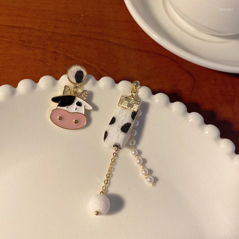 Stud Earrings Korean Contracted Cow For Women Cute Animal Love Heart Asymmetric Earring Sweet Temperament Party Jewelry
Stud Earrings Korean Contracted Cow For Women Cute Animal Love Heart Asymmetric Earring Sweet Temperament Party Jewelry