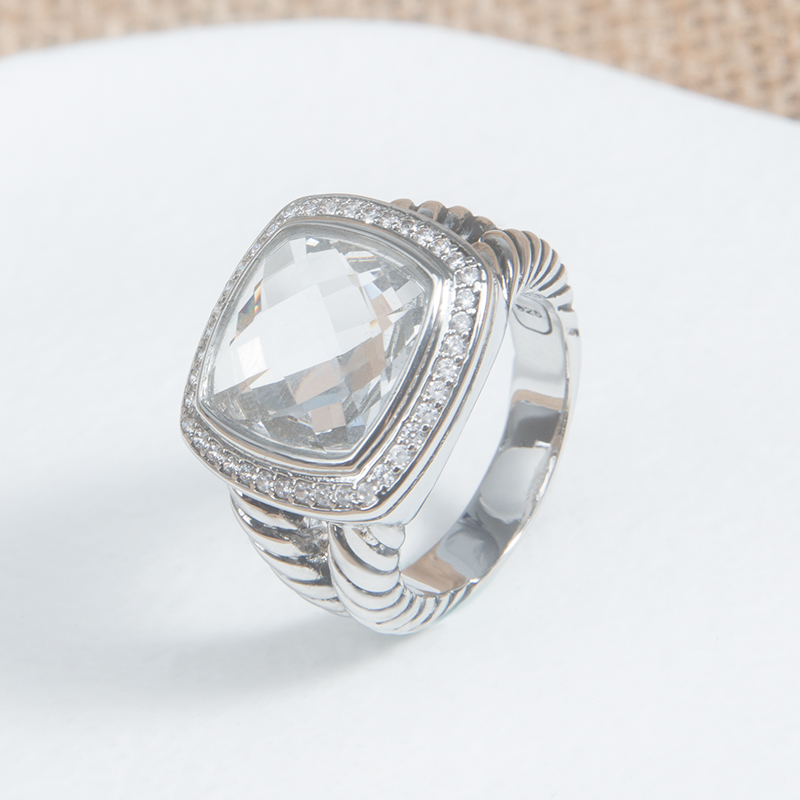 Classic Twist Ring for Women Inlaid White Crystal Color Zircon Fashion Hip Hop Jewelry Accessories Banquet Party Gift
Classic Twist Ring for Women Inlaid White Crystal Color Zircon Fashion Hip Hop Jewelry Accessories Banquet Party Gift
