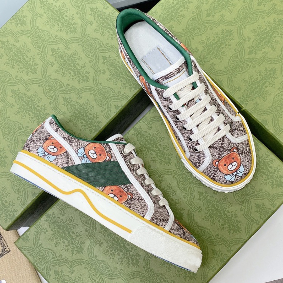 Tennis 1977 Luxurys Shoes Womens Shoe Green And Red Web Stripe Rubber Sole Stretch Cotton Low Top Mens Sneaker, As pic
Tennis 1977 Luxurys Shoes Womens Shoe Green And Red Web Stripe Rubber Sole Stretch Cotton Low Top Mens Sneaker, As pic