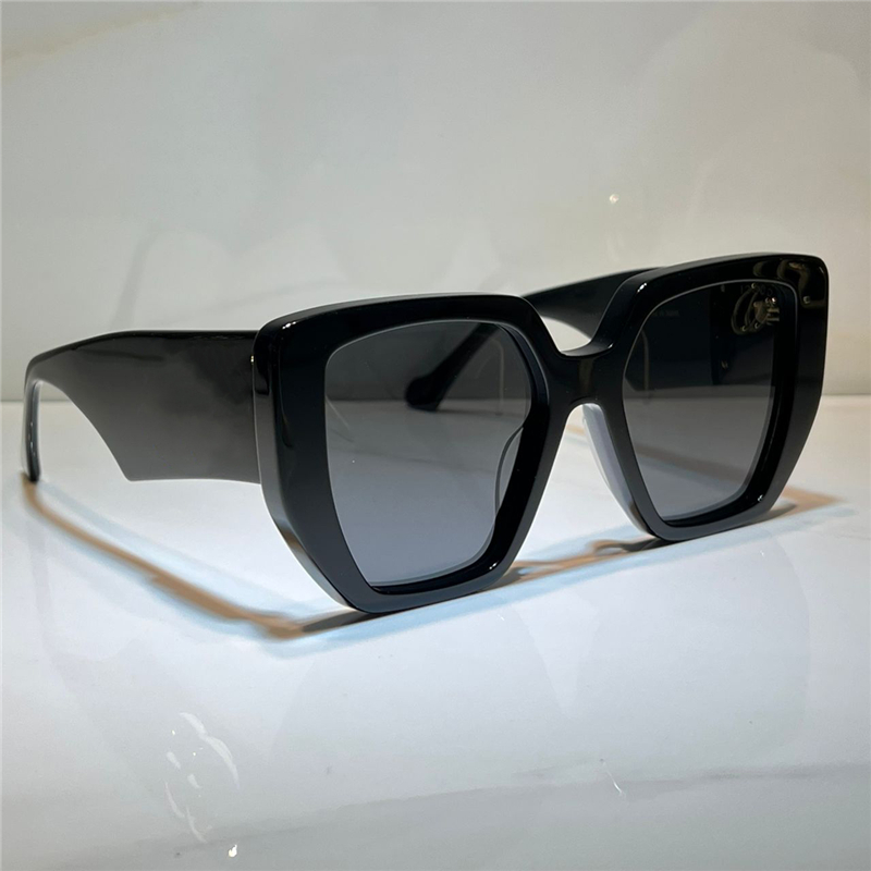 Sunglasses For Men and Women Summer 0956 Style Anti-Ultraviolet Retro Plate Square Big Invisible Frame Fashion Glasses Random Box
Sunglasses For Men and Women Summer 0956 Style Anti-Ultraviolet Retro Plate Square Big Invisible Frame Fashion Glasses Random Box
