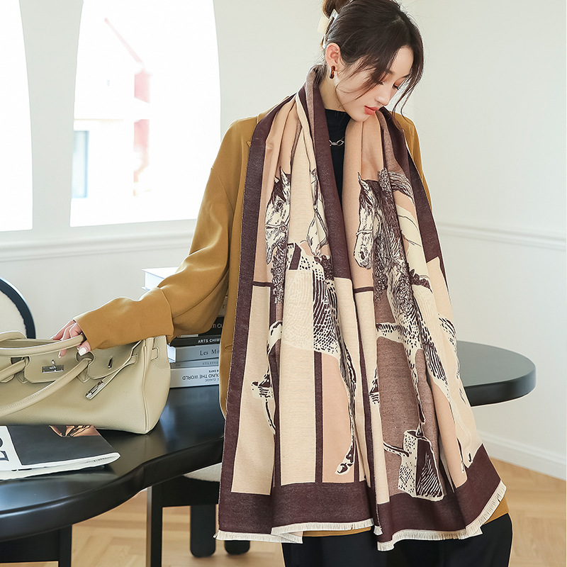 Designer Silk Scarf Warm Scarves Womens Dual-use Air Conditioning Shawl Imitation Cashmere Double Sided Scarf Long Outer Wear
Designer Silk Scarf Warm Scarves Womens Dual-use Air Conditioning Shawl Imitation Cashmere Double Sided Scarf Long Outer Wear