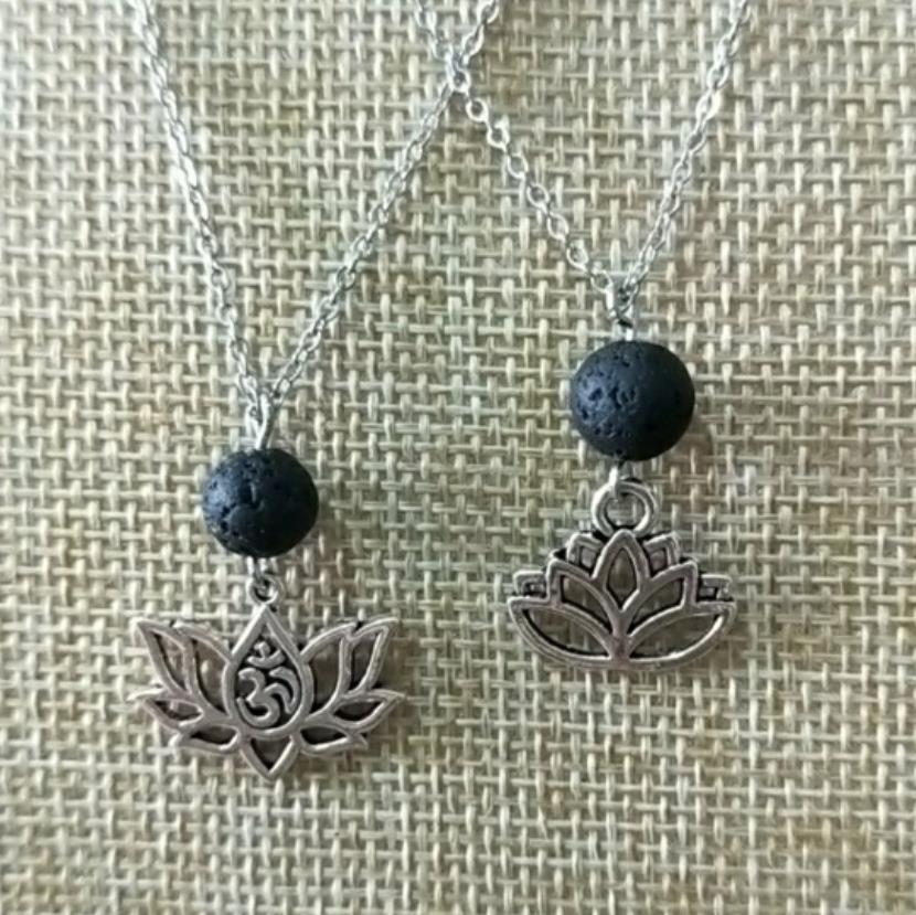 Pendant Necklaces Lotus Flower Black Lava Stone Necklace Volcanic Rock Beads Diy Aromatherapy Essential Oil Diffuser Necklaces Women Dh1Ec