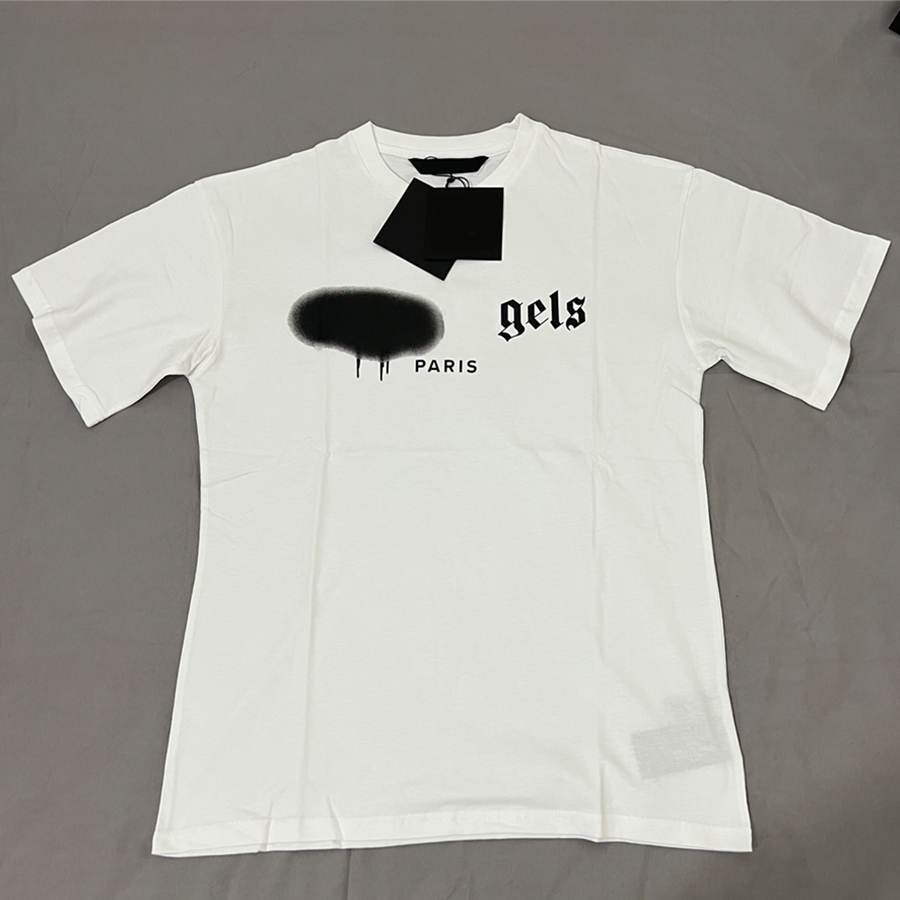 Designer of luxury T-shirt brand t shirt Clothing spray letter short sleeve spring summer tide men and women tee
Designer of luxury T-shirt brand t shirt Clothing spray letter short sleeve spring summer tide men and women tee