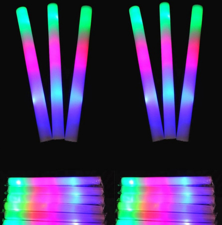 48CM LED Foam Stick Colorful Flashing Batons Red Green Blue Light Up Sticks Festival Party Decoration Concert Prop 65
48CM LED Foam Stick Colorful Flashing Batons Red Green Blue Light Up Sticks Festival Party Decoration Concert Prop 65
