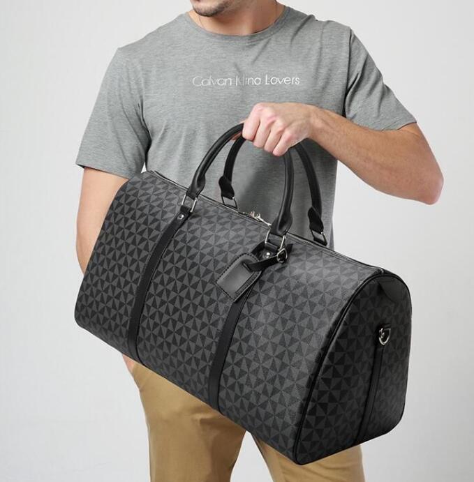 Luxury Handbags Designer Duffel Bags Men PU Leather Travel Hand Luggage Women CrossBody Bags Totes Sport Outdoor Packs Purse 55cm bag, Customized
Luxury Handbags Designer Duffel Bags Men PU Leather Travel Hand Luggage Women CrossBody Bags Totes Sport Outdoor Packs Purse 55cm bag, Customized