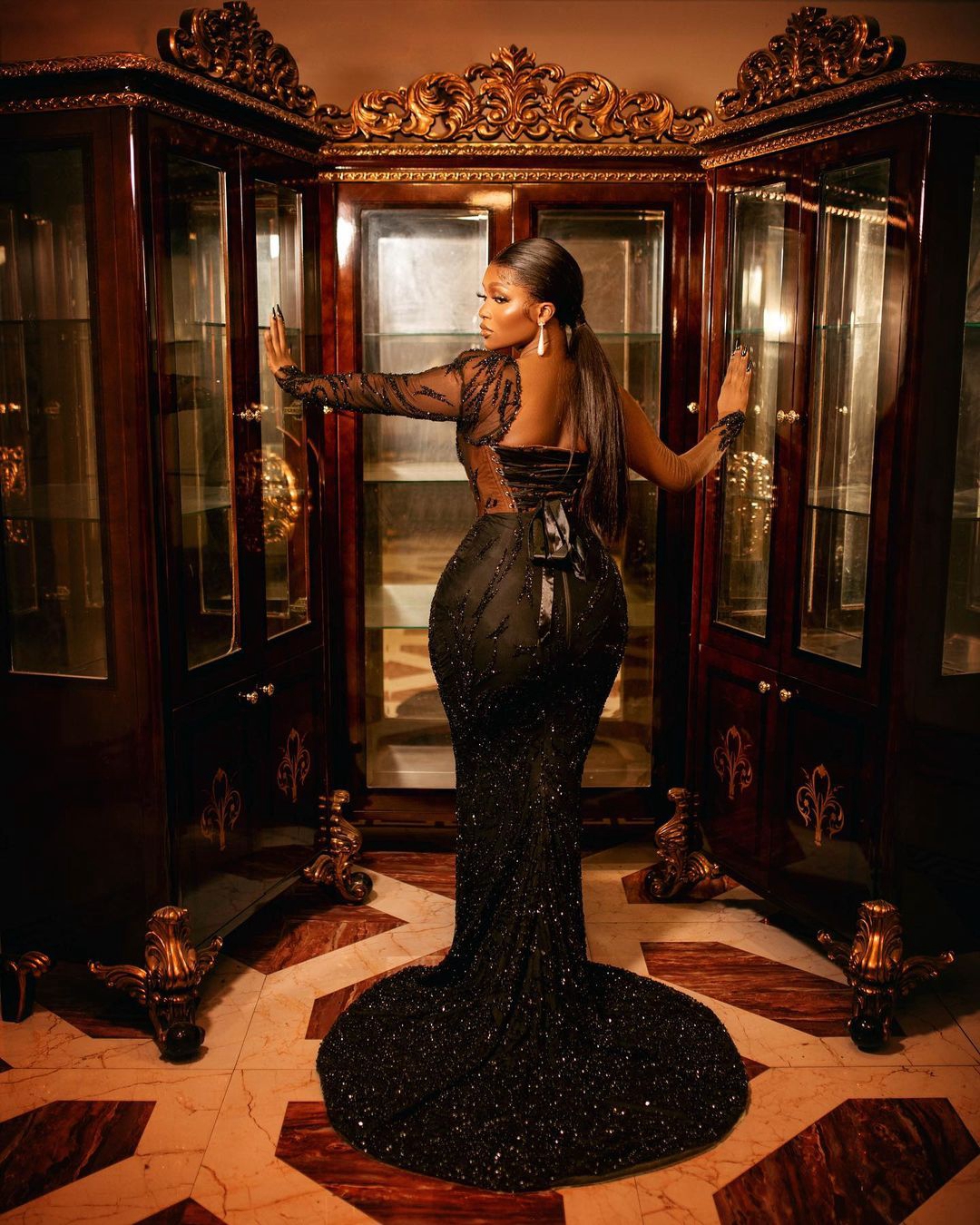 Sparkly Black Mermaid Evening Dresses 2023 Arabic African Lace Sequined Long Sleeve Women Plus Size Formal Prom Gowns