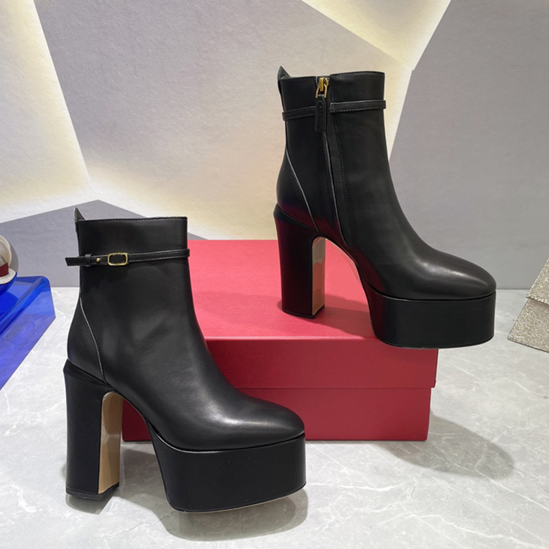 Latest Ankle boots luxury designer classic Buckle Zip round head Platform Heel shoes 100% Cowskin 15.5CM high heeled fashion short boot 35-42, Black
Latest Ankle boots luxury designer classic Buckle Zip round head Platform Heel shoes 100% Cowskin 15.5CM high heeled fashion short boot 35-42, Black