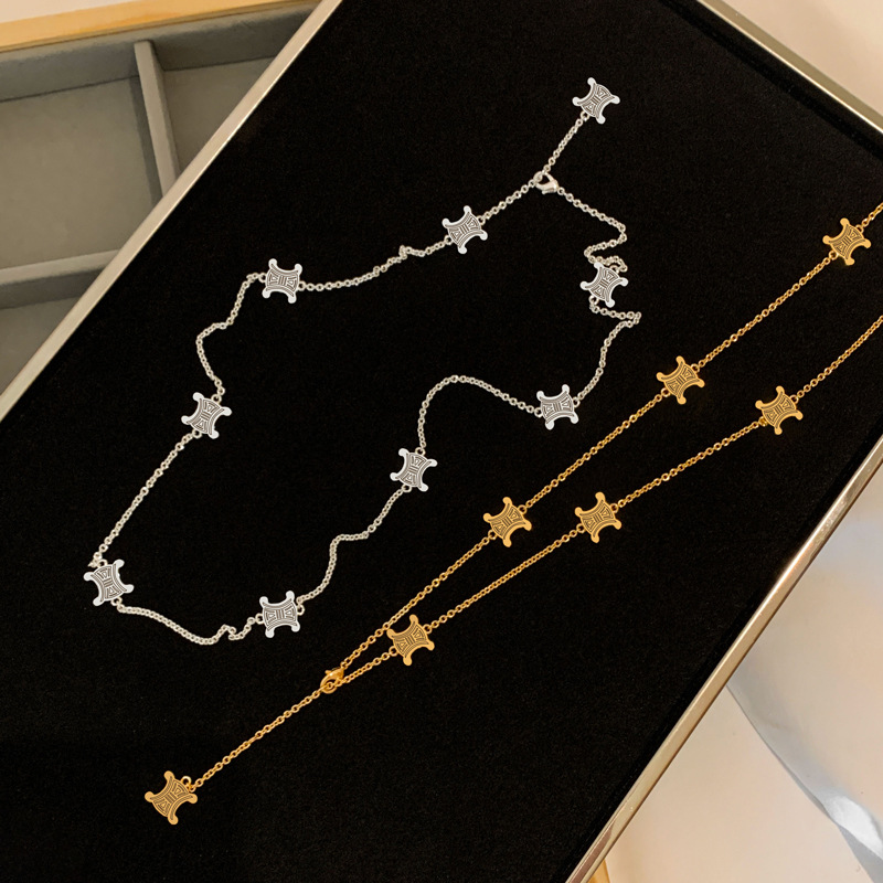 silver CELI Triomphe Pendant Necklace Women Senior Designer luxury Jewelry Sweater Chain
silver CELI Triomphe Pendant Necklace Women Senior Designer luxury Jewelry Sweater Chain