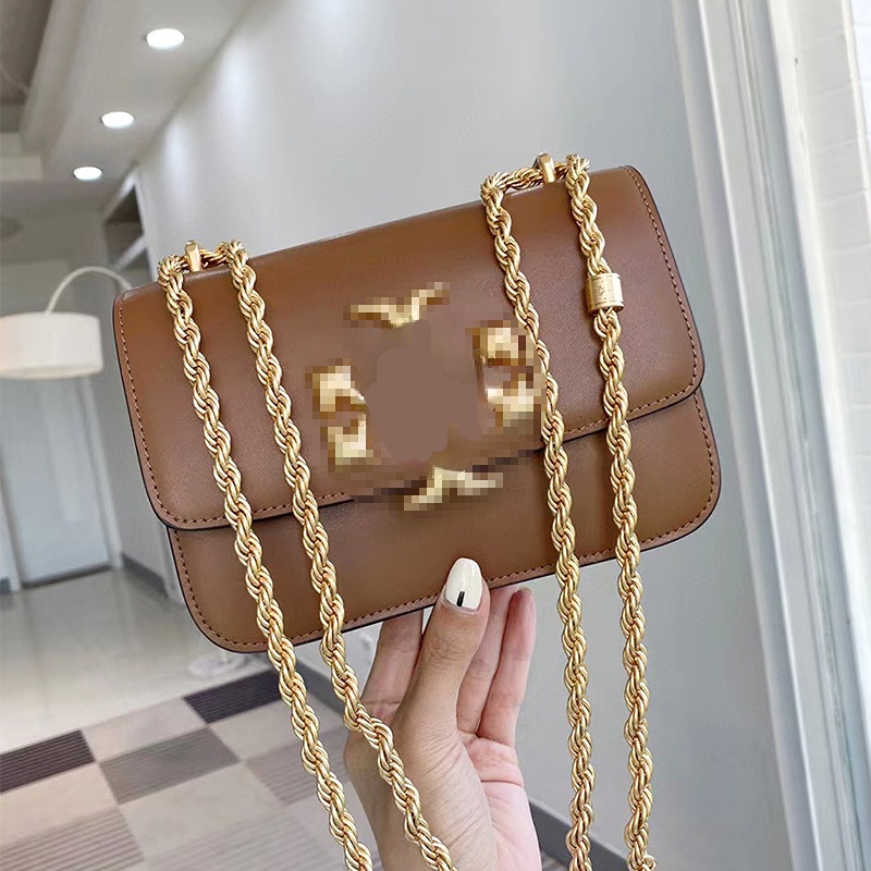 Luxury Evening Bags Genuine Leather Single Shoulder Crossbody Handbag Vintage Small Square Bag, Small size white
Luxury Evening Bags Genuine Leather Single Shoulder Crossbody Handbag Vintage Small Square Bag, Small size white