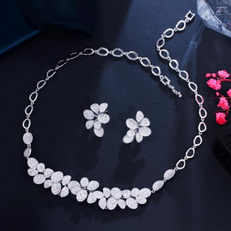 Necklace Earrings Set CWWZircons Elegant Micro Pave Cubic Zirconia Stone Flower Leaf Shape Engagement Jewelry For Women T566, Picture shown
Necklace Earrings Set CWWZircons Elegant Micro Pave Cubic Zirconia Stone Flower Leaf Shape Engagement Jewelry For Women T566, Picture shown