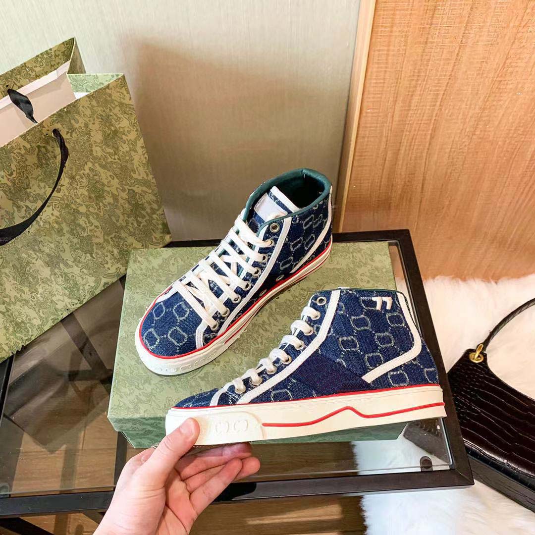 Casual Shoes Designer Sneakers Luxury Sneaker C Brand Man Woman Designer Trainer Genuine Leather Ace Slipper Sandal Slide by99 0215, Box
Casual Shoes Designer Sneakers Luxury Sneaker C Brand Man Woman Designer Trainer Genuine Leather Ace Slipper Sandal Slide by99 0215, Box