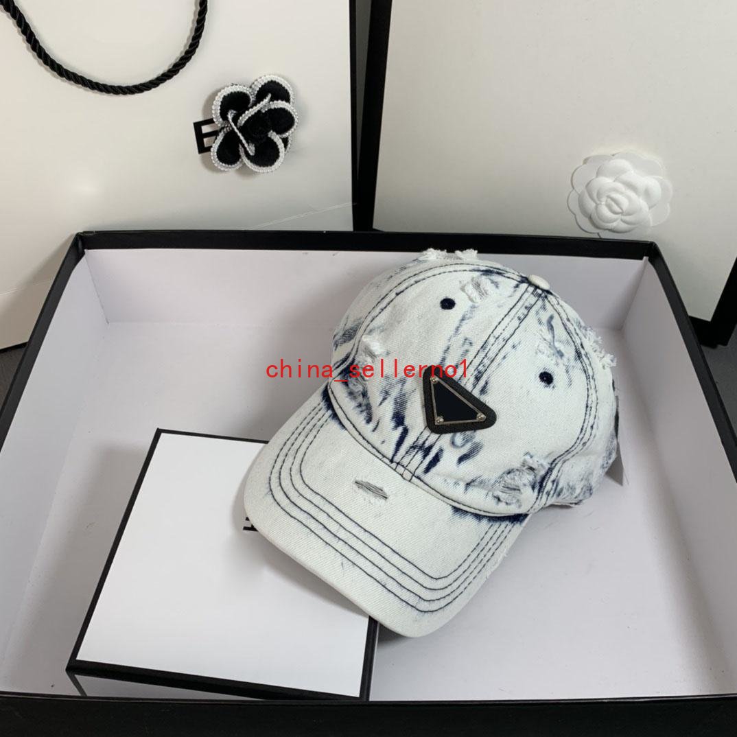 Ball Caps Designer Casquette Denim Hole Couple Fashion Street Shooting Baseball Wash retro do old style, Blue
Ball Caps Designer Casquette Denim Hole Couple Fashion Street Shooting Baseball Wash retro do old style, Blue