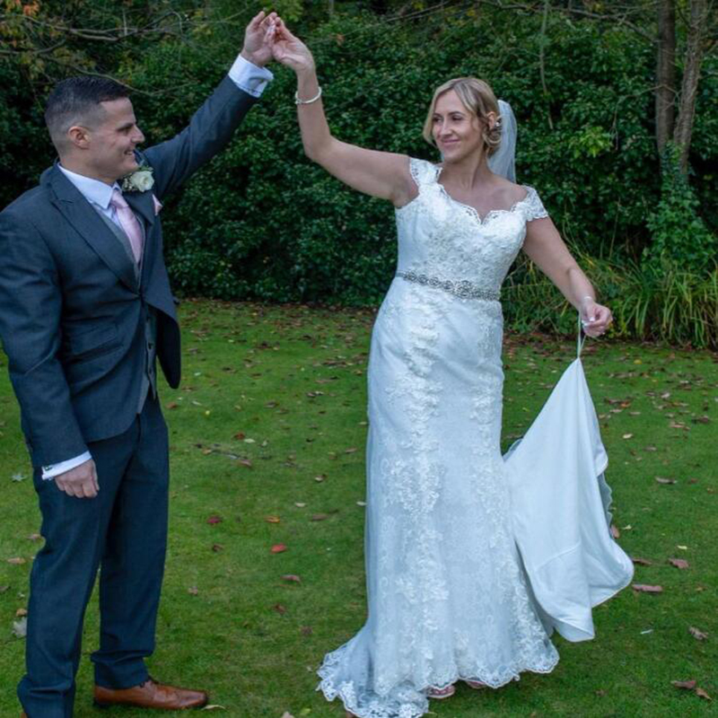 Chic Mermaid 2023 Wedding Dress With Beaded Sash Cap Sleeve Sweep Train Lace Boho Country Garden Bridal Dresses White Vestido Novelty Robe Mariage Boh