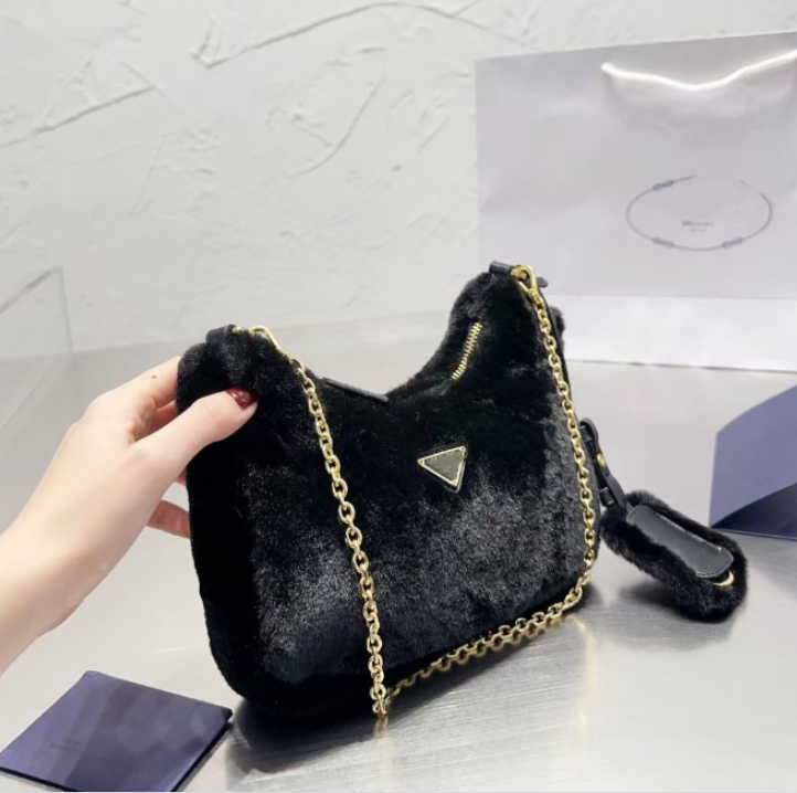 Quality Letter Furry One Shoulder Handbag Hobo Crossbody Bags Underarm Bag Chain Plush Hand-Carrying Bag Women, Aspic
Quality Letter Furry One Shoulder Handbag Hobo Crossbody Bags Underarm Bag Chain Plush Hand-Carrying Bag Women, Aspic