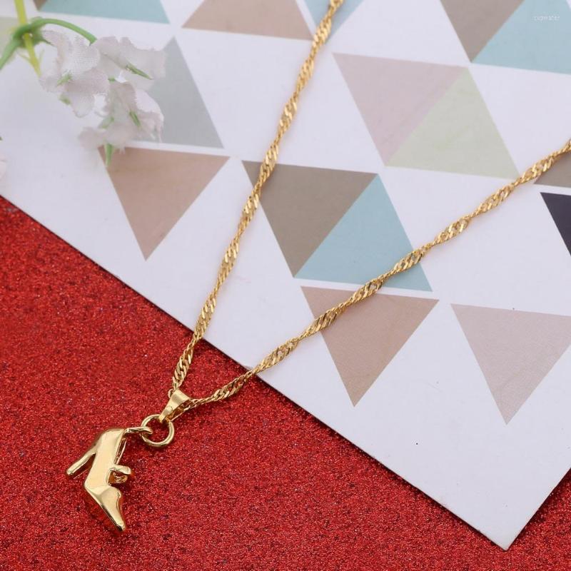 Pendant Necklaces Fashion Women High-Heeled Shoes Pendants Chain Charms Metal Copper Necklace
Pendant Necklaces Fashion Women High-Heeled Shoes Pendants Chain Charms Metal Copper Necklace