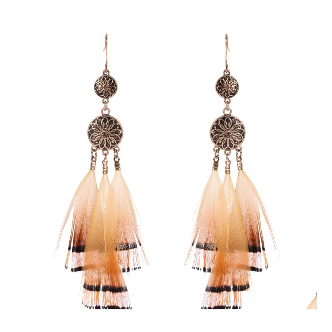Dangle Chandelier Long Good Feather Light Yellow Dangle Earrings With Two Small Round Alloy For Women Drop Delivery Jewelry Dhidk
Dangle Chandelier Long Good Feather Light Yellow Dangle Earrings With Two Small Round Alloy For Women Drop Delivery Jewelry Dhidk