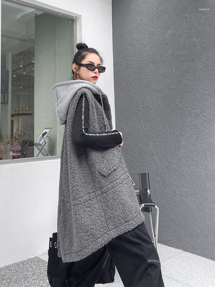 Women's Vests Casual Lamb Wool Vest Women 2022 Winter Fur One Autumn And Long Loose Wild Hooded Jacket Female, Classic black
Women's Vests Casual Lamb Wool Vest Women 2022 Winter Fur One Autumn And Long Loose Wild Hooded Jacket Female, Classic black