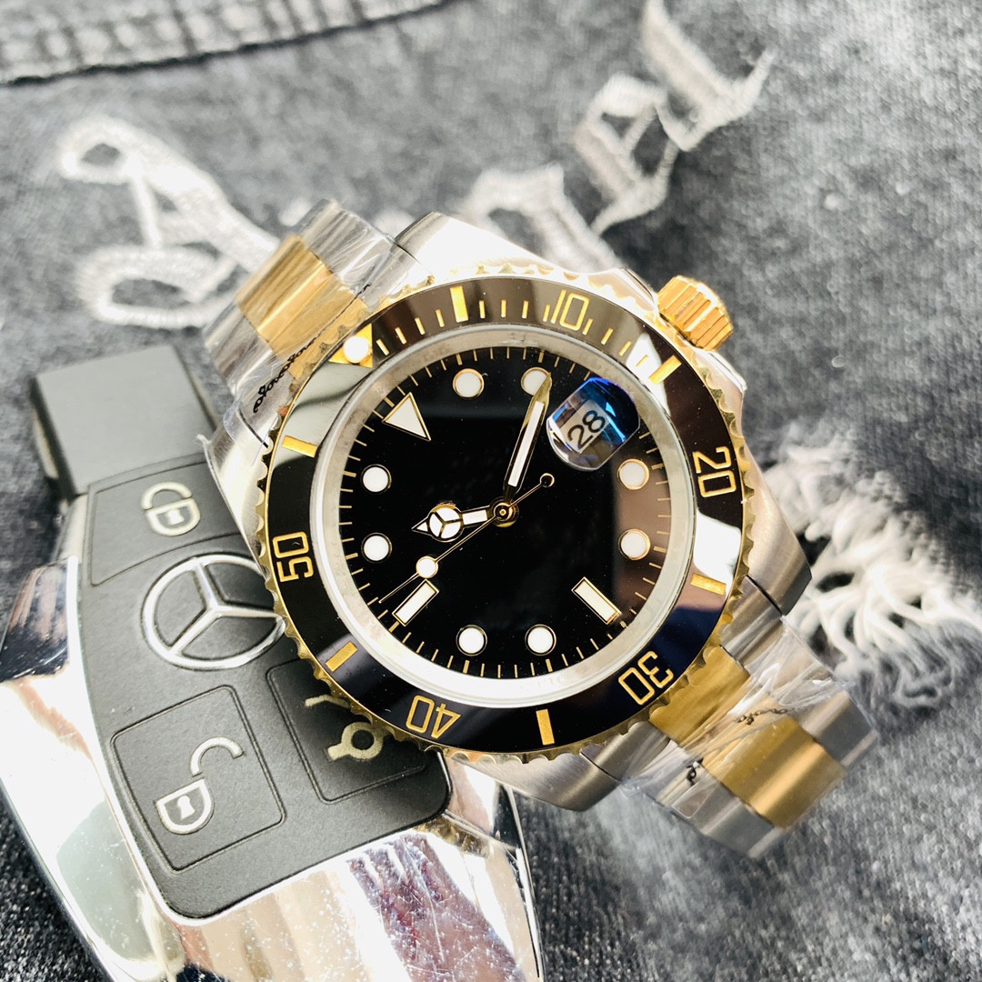 Classic Designer Black Green Men's Watch 316 stainless steel fully automatic movement 41mm folding buckle Mechanical Watch, Add sapphire
Classic Designer Black Green Men's Watch 316 stainless steel fully automatic movement 41mm folding buckle Mechanical Watch, Add sapphire