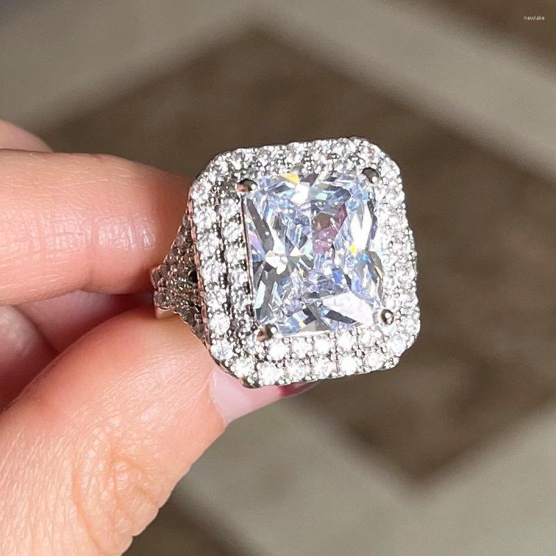 Wedding Rings 2022 Arrival Luxury Rectangle Engagement Ring For Women Anniversary Gift Christmas Jewelry Wholesale R7722
Wedding Rings 2022 Arrival Luxury Rectangle Engagement Ring For Women Anniversary Gift Christmas Jewelry Wholesale R7722