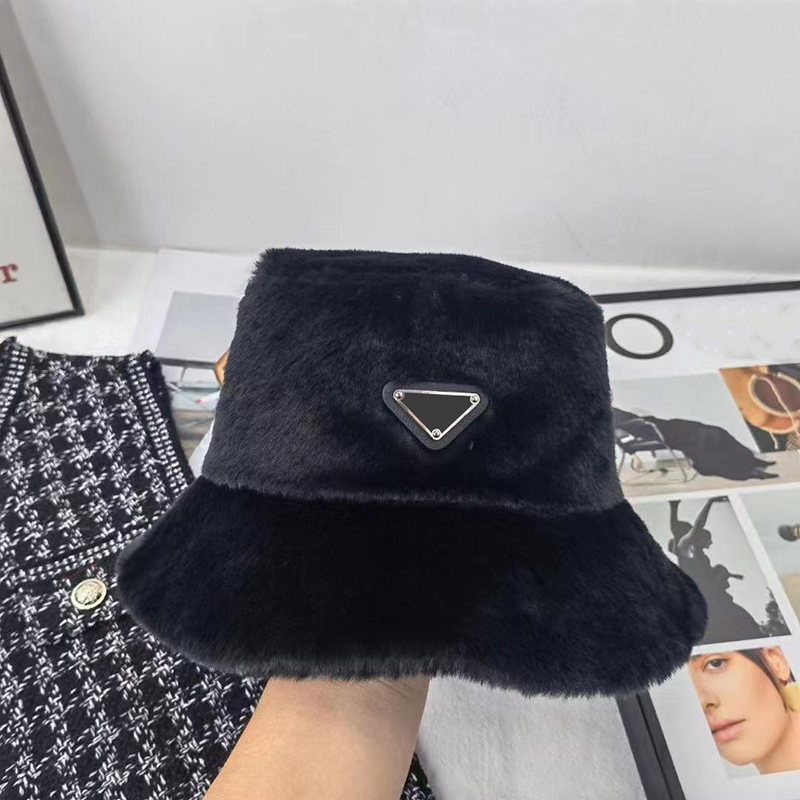 Luxurys designers Bucket Hats Faux mink fur temperament female autumn and winter buckets letters temperament fashion very good hat, White
Luxurys designers Bucket Hats Faux mink fur temperament female autumn and winter buckets letters temperament fashion very good hat, White