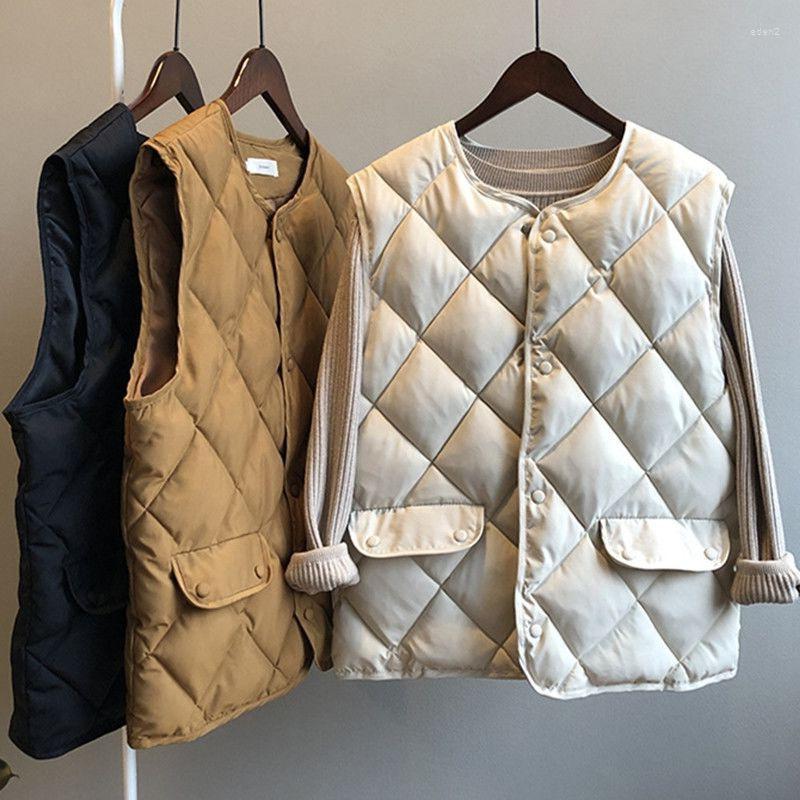 Women' Vests 2022 Winter Cotton Down Vest Women Loose Waistcoat Bodywarm Jacket Cotton-Padded Sleeveless Female Waistcoats E384, White
Women' Vests 2022 Winter Cotton Down Vest Women Loose Waistcoat Bodywarm Jacket Cotton-Padded Sleeveless Female Waistcoats E384, White