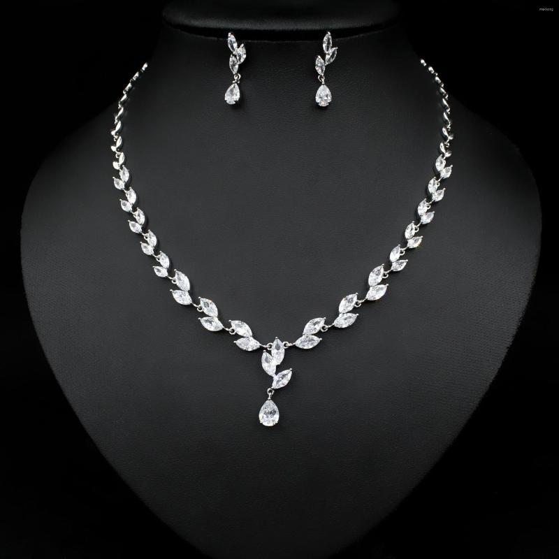 Necklace Earrings Set Funmode 3A Zircon Jewelry Flower Bridal Dress Three Sets Of Bright Elegant Beauty Foreign Trade Ear FS408, Picture shown
Necklace Earrings Set Funmode 3A Zircon Jewelry Flower Bridal Dress Three Sets Of Bright Elegant Beauty Foreign Trade Ear FS408, Picture shown