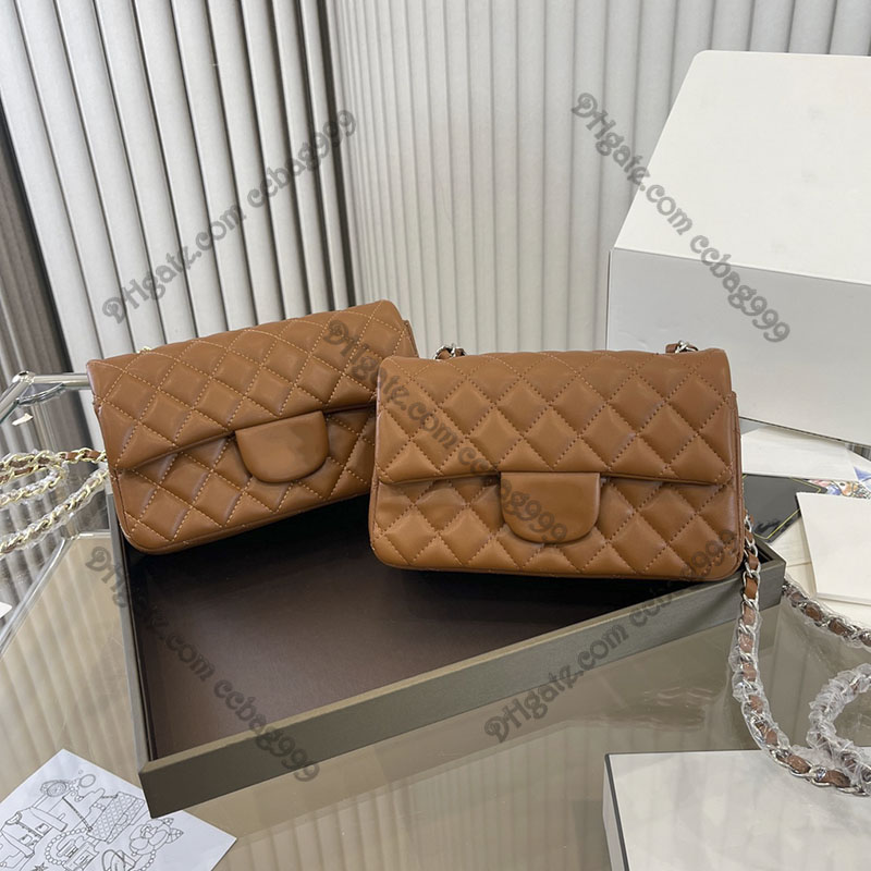 Small Flap Square Luxury French Shoulder Bags Genuine Leather Quilted Diamond Designer Bag Key Puche Silver/Gold Metal Hardware Cross Bady Sacoche Mini Handbag 20cm, Blue
Small Flap Square Luxury French Shoulder Bags Genuine Leather Quilted Diamond Designer Bag Key Puche Silver/Gold Metal Hardware Cross Bady Sacoche Mini Handbag 20cm, Blue