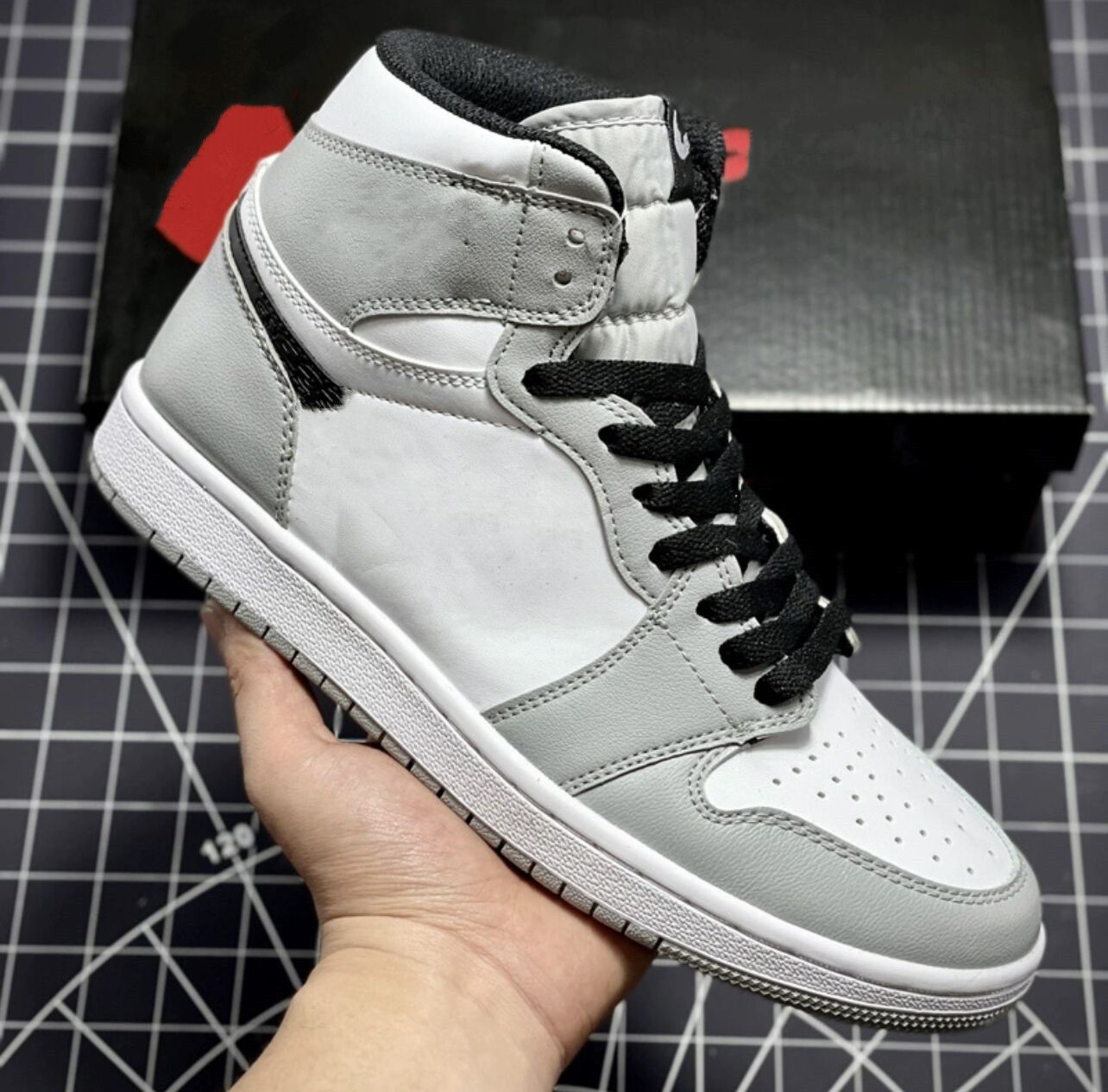 Travis Scotts Dress Shoes X Jumpman 1 Retro High OG Mocha Basketball Shoes Men/Women Sneakers Sports Dress Shoe San, Color 11
Travis Scotts Dress Shoes X Jumpman 1 Retro High OG Mocha Basketball Shoes Men/Women Sneakers Sports Dress Shoe San, Color 11
