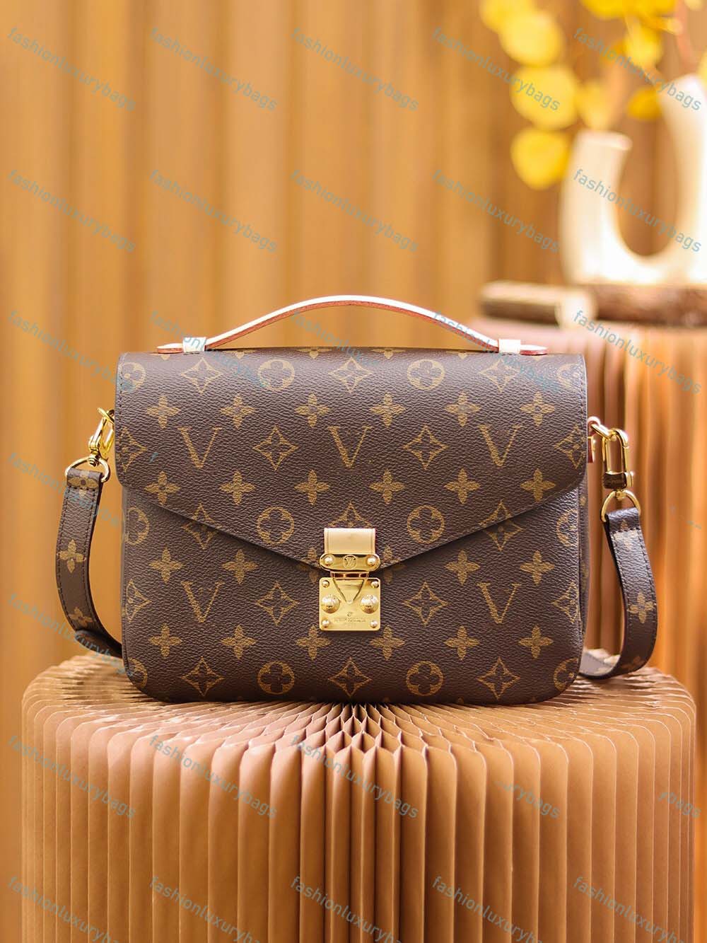 Top Quality Handbags Messenger Bags Purses Totes Classic Crossbody Louiseity Designer Women Chain Shoulder Bag Handbag Lady Luxury Printing Old Flower Viutonity, Black flowers
Top Quality Handbags Messenger Bags Purses Totes Classic Crossbody Louiseity Designer Women Chain Shoulder Bag Handbag Lady Luxury Printing Old Flower Viutonity, Black flowers