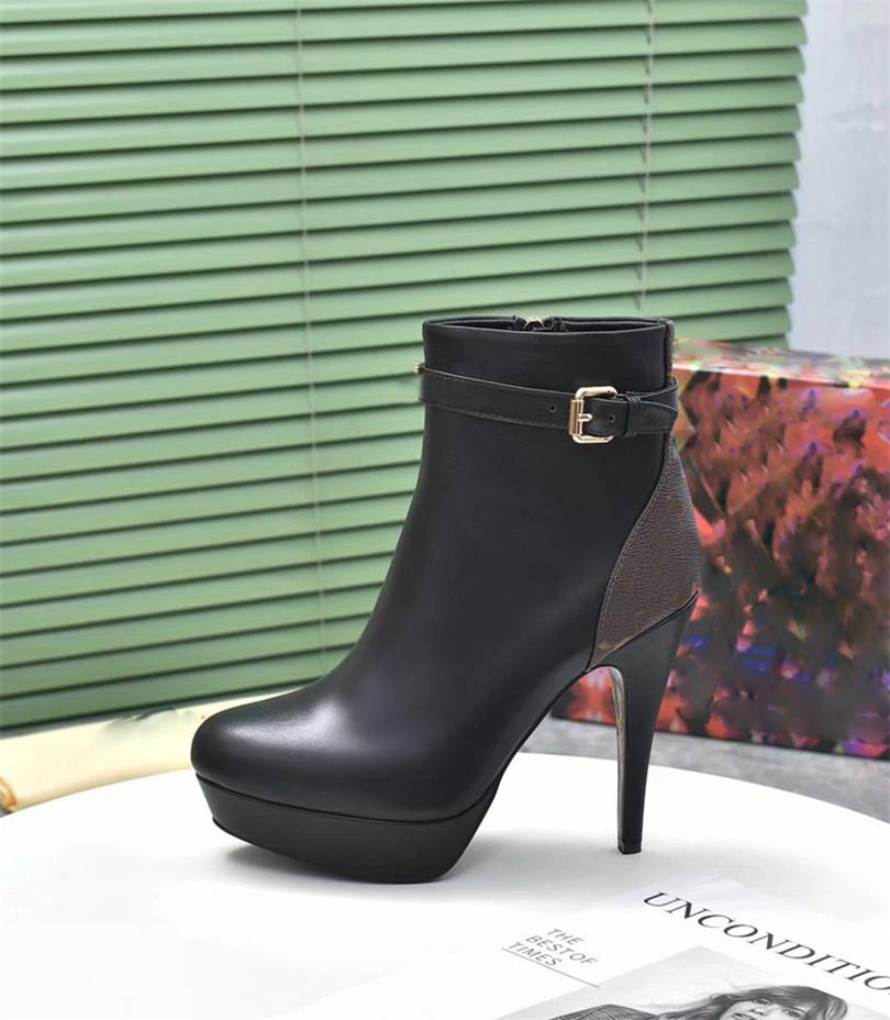 2022 Luxury Afterglow Platform Ankle Boot Womens Leather Classic Chunky Platform Ankles Boots Lady Fashion High Heel Booties With Box
2022 Luxury Afterglow Platform Ankle Boot Womens Leather Classic Chunky Platform Ankles Boots Lady Fashion High Heel Booties With Box