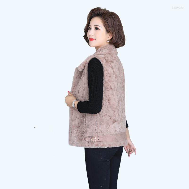 Women's Vests Middle-aged Mom One Piece Of Fur Vest 2022 Women's Spring Autumn Keep Warm Coat Lmitate Waistcoat Sleeveless Jacket, Gray blue
Women's Vests Middle-aged Mom One Piece Of Fur Vest 2022 Women's Spring Autumn Keep Warm Coat Lmitate Waistcoat Sleeveless Jacket, Gray blue