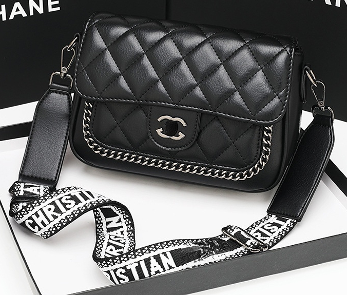 Dermis Evening Bags Female 2022 New Ringer Chain Large Capacity Single Shoulder Cowskin Cross Body Small Square Bag, Aspi
Dermis Evening Bags Female 2022 New Ringer Chain Large Capacity Single Shoulder Cowskin Cross Body Small Square Bag, Aspi