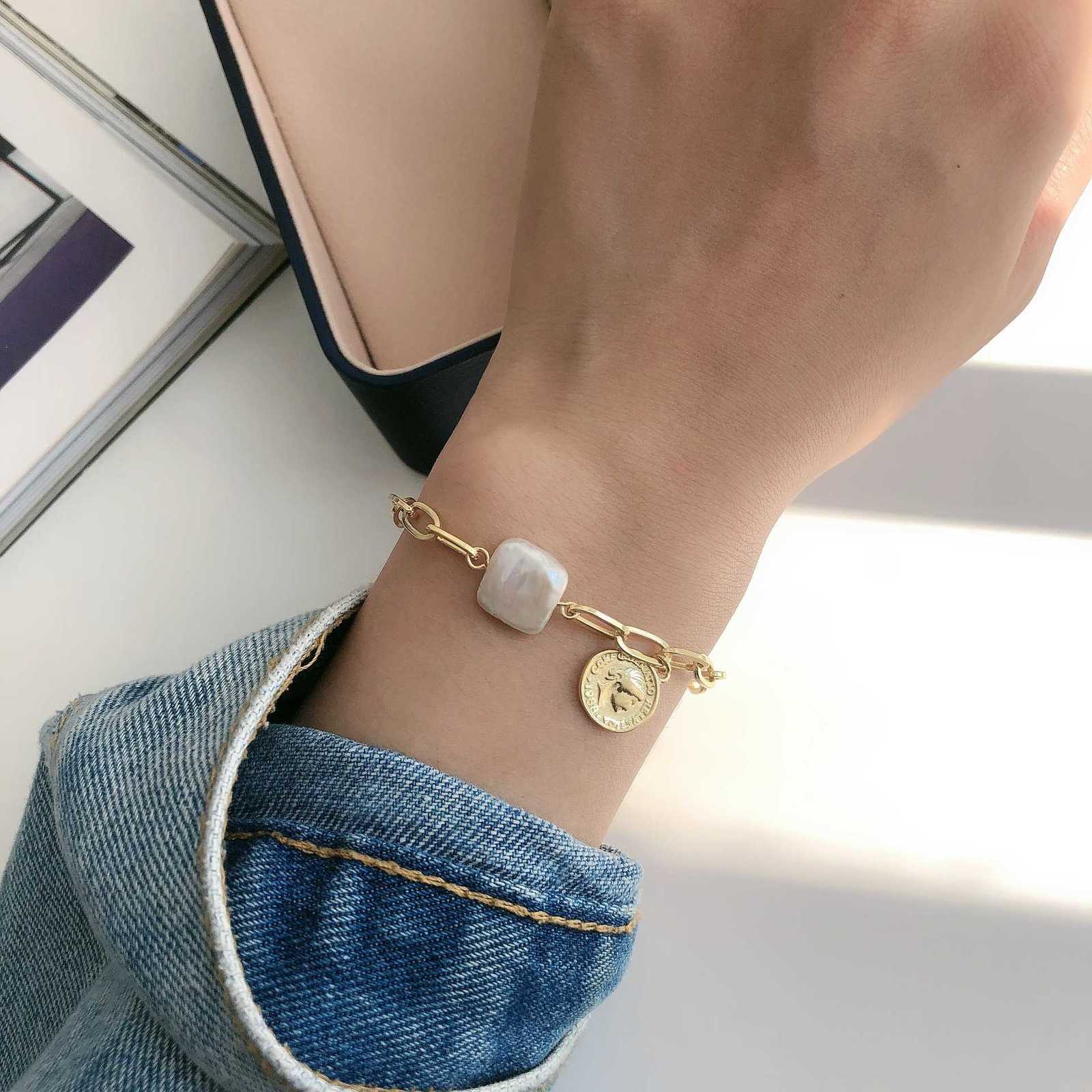 Bracelet Chain Korea Dongdaemun 925 Perfect Sterling Silver Portrait Pearl Fashionable Ins Niche Design Girlfriends Light Luxury
Bracelet Chain Korea Dongdaemun 925 Perfect Sterling Silver Portrait Pearl Fashionable Ins Niche Design Girlfriends Light Luxury