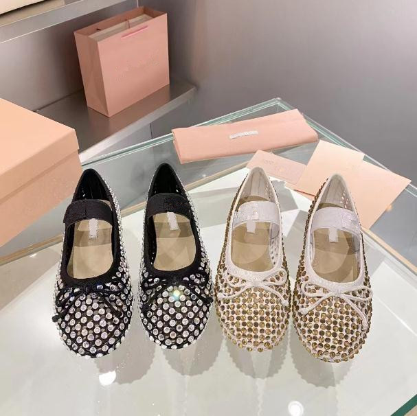 Miu Rhinestones. Hollow-out ballet shoes for women party Holiday Girls Crystal flat soled Shiny Female banquet wedding Mary Jane Shoes with box, White
Miu Rhinestones. Hollow-out ballet shoes for women party Holiday Girls Crystal flat soled Shiny Female banquet wedding Mary Jane Shoes with box, White