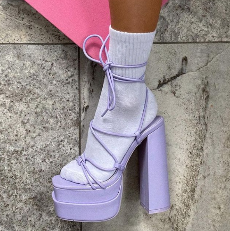 Slippers Sexy Strappy Heels Sandals Women Summer Thick Sole Cross Lacing High Party Large Size 3542 221130, 1688qt white
Slippers Sexy Strappy Heels Sandals Women Summer Thick Sole Cross Lacing High Party Large Size 3542 221130, 1688qt white