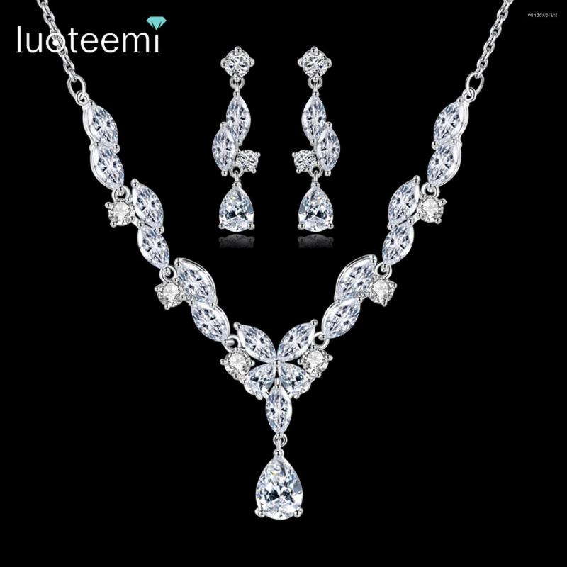 Necklace Earrings Set LUOTEEMI Stunning Luxury Waterdrop Cubic Zircon Wedding Bridal Sets Girl Party Sexy Accessories For Christmas, Picture shown
Necklace Earrings Set LUOTEEMI Stunning Luxury Waterdrop Cubic Zircon Wedding Bridal Sets Girl Party Sexy Accessories For Christmas, Picture shown