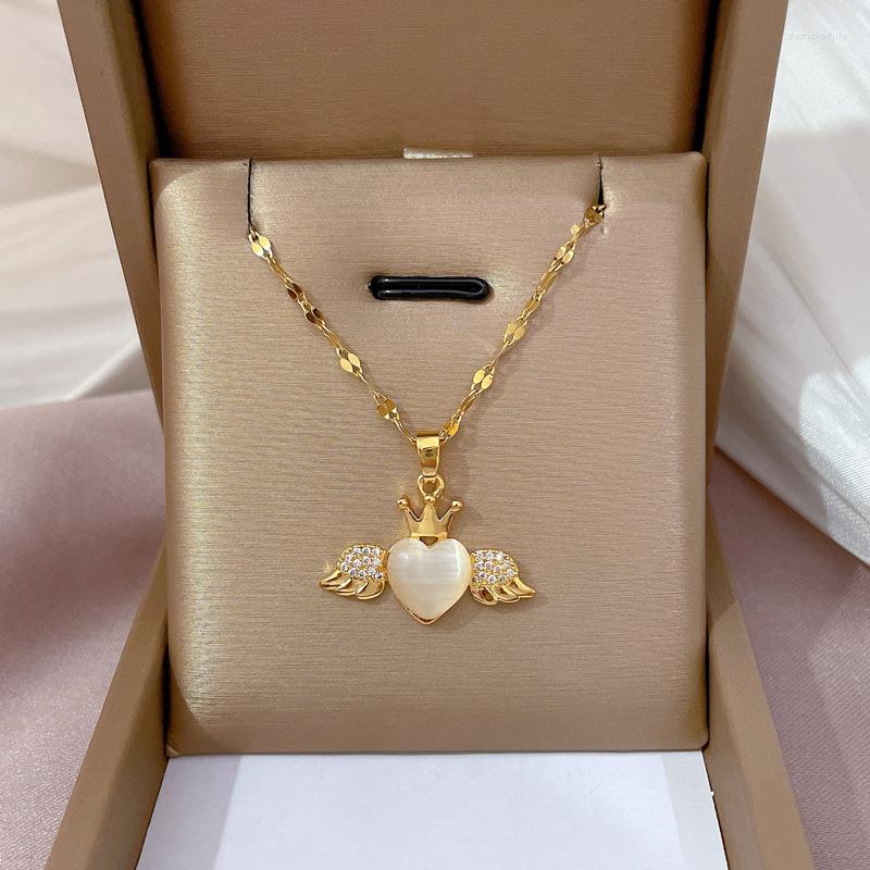 Pendant Necklaces OIMG Stainless Steel Vintage Opal Angel For Women Goth Love Heart Choker Chain Necklace Gold Color Jewelry
Pendant Necklaces OIMG Stainless Steel Vintage Opal Angel For Women Goth Love Heart Choker Chain Necklace Gold Color Jewelry