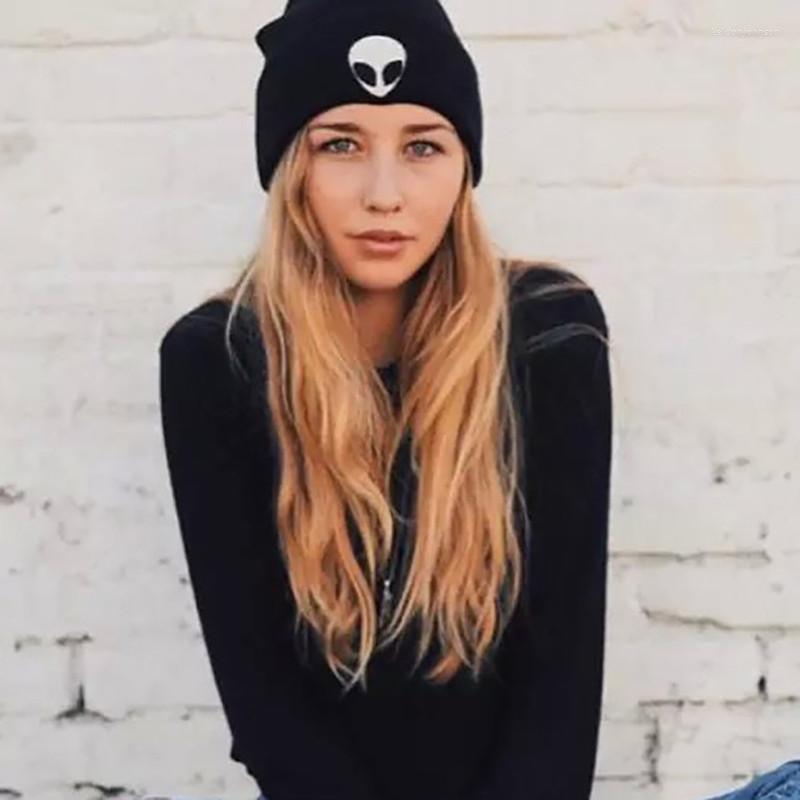 Berets Winter Beret Women Thick Warm Soft Hat Men Acrylic Solid Embroidery Cap Brimless Skullies Beanies Unisex Outdoor HipHop Bonnet, White
Berets Winter Beret Women Thick Warm Soft Hat Men Acrylic Solid Embroidery Cap Brimless Skullies Beanies Unisex Outdoor HipHop Bonnet, White