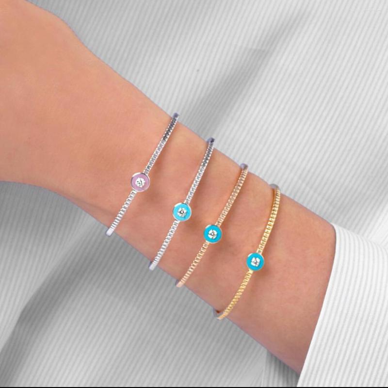 Necklace Earrings Set GODKI Trendy LUCKY FLOWER Saudi Arabia Bangle Ring For Women Wedding Engagement Brincos Para As Mulheres 2022, Picture shown
Necklace Earrings Set GODKI Trendy LUCKY FLOWER Saudi Arabia Bangle Ring For Women Wedding Engagement Brincos Para As Mulheres 2022, Picture shown