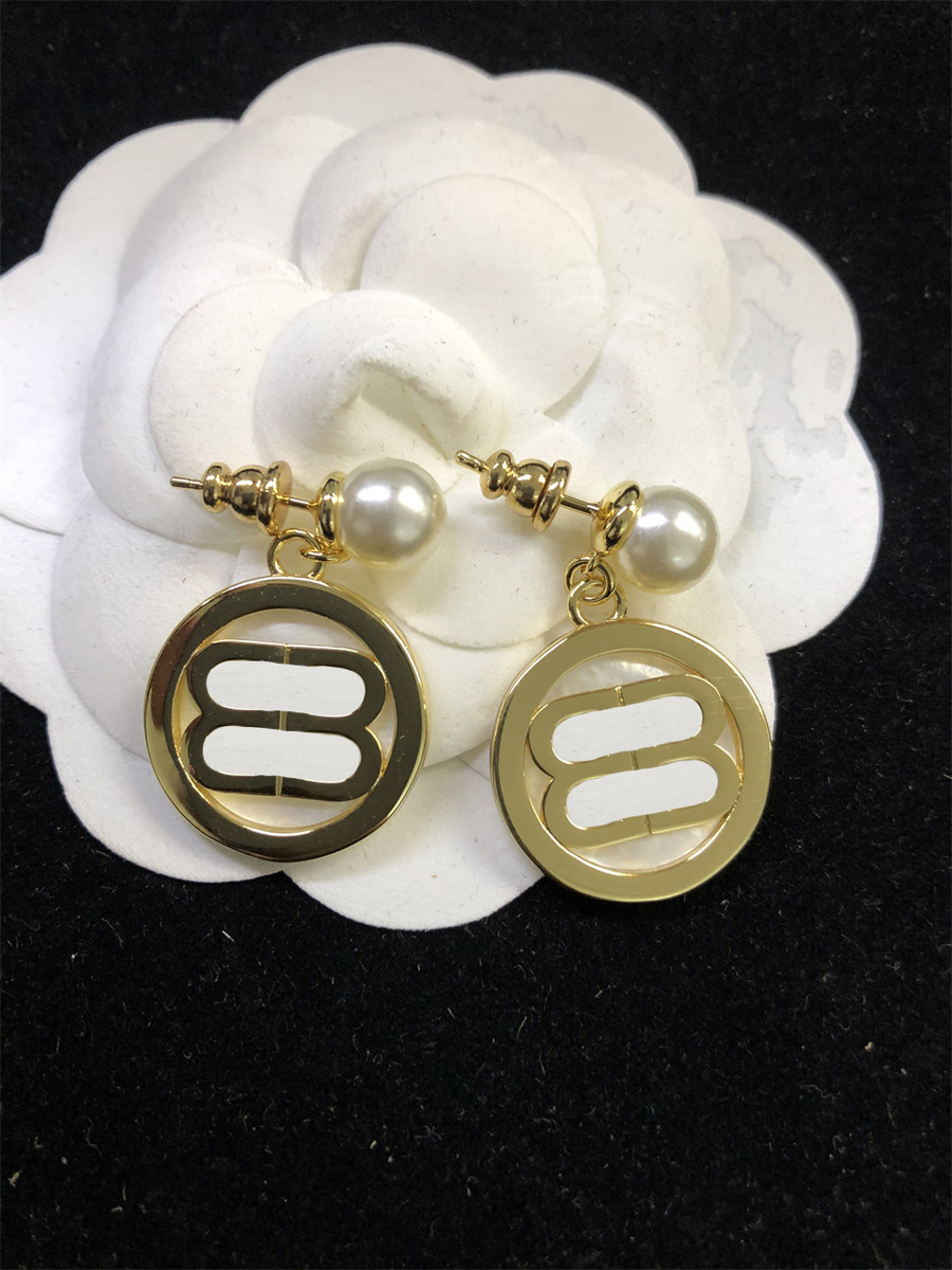 Wedding Womens Designers Jewrley Earrings Luxurys Women Bracelet Necklace Fashion Brand Bb Jewelry Party Gold Bb Ear Rings
Wedding Womens Designers Jewrley Earrings Luxurys Women Bracelet Necklace Fashion Brand Bb Jewelry Party Gold Bb Ear Rings