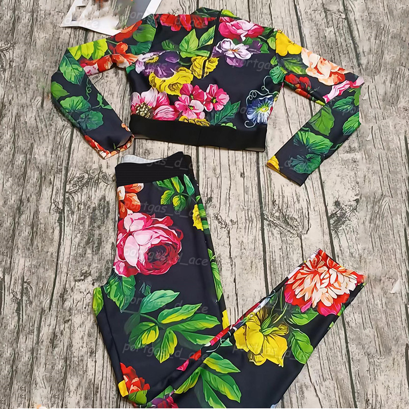 Floral Womens Yoga Set Vintage Long Sleeve Tracksuit Sexy Padded Sports Tops Leggings Letters Webbing Sportswear, With label
Floral Womens Yoga Set Vintage Long Sleeve Tracksuit Sexy Padded Sports Tops Leggings Letters Webbing Sportswear, With label