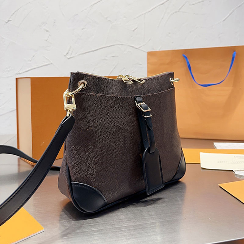 Women Crossbody Bag Odeon Shoulder Bag Messenger Handbag Purse Classical Letters Plain Postman Wallets Detachable Strap Two Zipper Hardware Large Capacity Pocket, Black
Women Crossbody Bag Odeon Shoulder Bag Messenger Handbag Purse Classical Letters Plain Postman Wallets Detachable Strap Two Zipper Hardware Large Capacity Pocket, Black