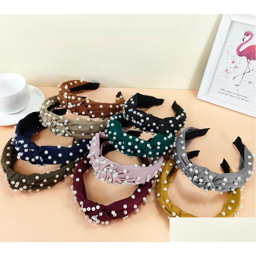 Headbands Pearl Headband Simple Knotted Hair Hoop Headdress Bow Design Hairband Boutique Sticks Charming Accessory Drop Delivery 202 Dhafs
Headbands Pearl Headband Simple Knotted Hair Hoop Headdress Bow Design Hairband Boutique Sticks Charming Accessory Drop Delivery 202 Dhafs