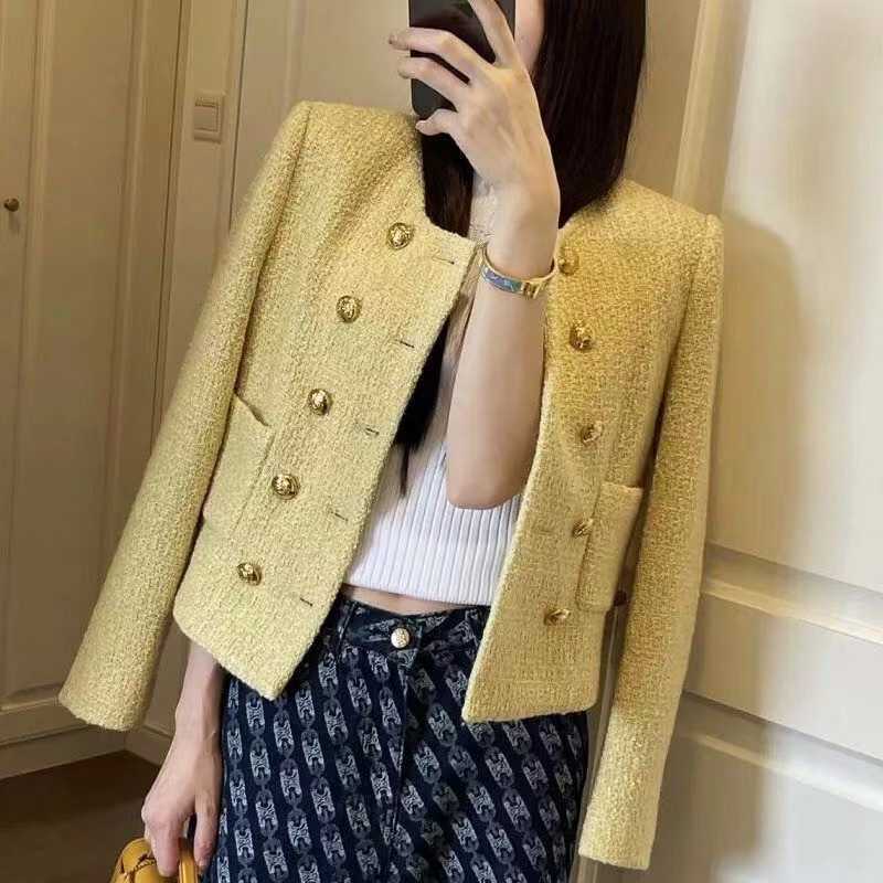 Women's Sweater Coat Cell 22FW Celebrity High Set Dress Small Yellow Tweed Double Breasted Style Short Wool WomenEleg 3041
Women's Sweater Coat Cell 22FW Celebrity High Set Dress Small Yellow Tweed Double Breasted Style Short Wool WomenEleg 3041