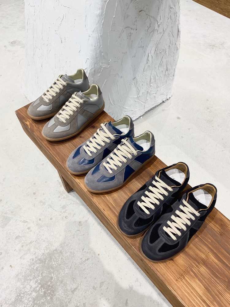Margiela Majira shoes Mm6 classic worn-out moral training 2021 new leather flat sports casual for men and women, Gray
Margiela Majira shoes Mm6 classic worn-out moral training 2021 new leather flat sports casual for men and women, Gray
