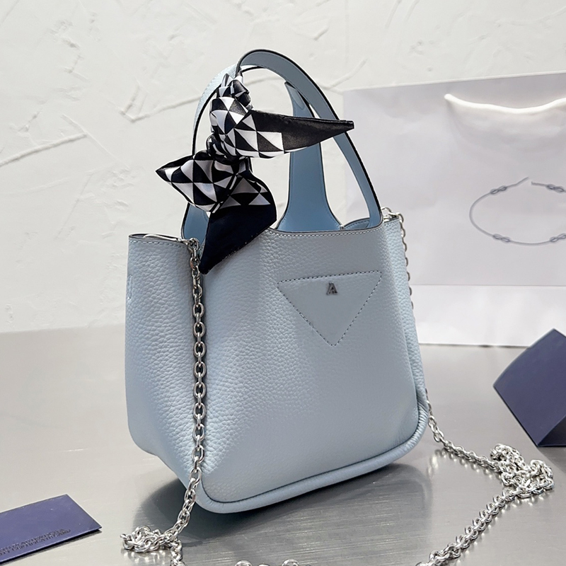 Designer Women Mini Basket Tote Shopping Bag Italy Milano Luxury Brand P Nappa Leather Underarm Handbags Lady Chain Strap Black Small Shoulder Bags 7 Colors, Blue
Designer Women Mini Basket Tote Shopping Bag Italy Milano Luxury Brand P Nappa Leather Underarm Handbags Lady Chain Strap Black Small Shoulder Bags 7 Colors, Blue