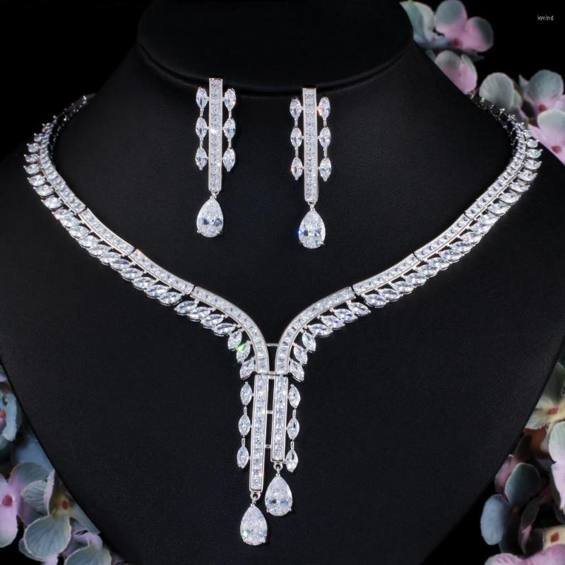 Wedding Jewelry Sets CWWZircons White Gold Color Water Droplets African Cubic Zirconia Big Luxury Women Party Bridal Costume Set T519
Wedding Jewelry Sets CWWZircons White Gold Color Water Droplets African Cubic Zirconia Big Luxury Women Party Bridal Costume Set T519